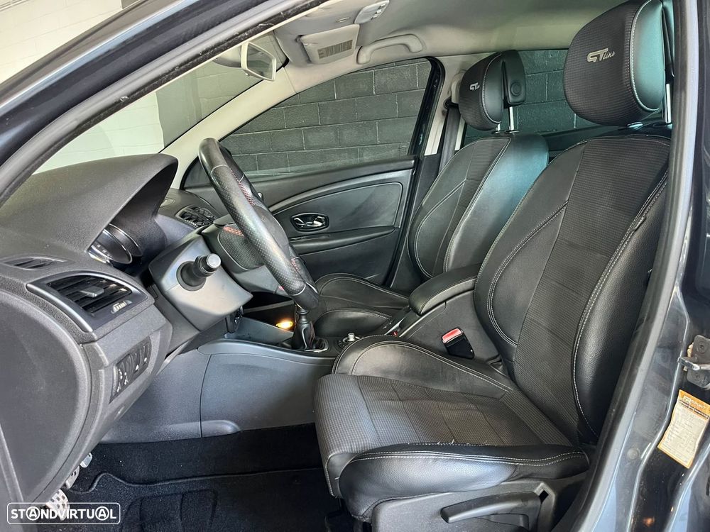 Renault Mégane Sport Tourer 1.5 dCi GT Line SS - 10
