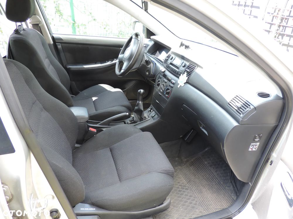 Toyota Corolla 1.4 D-4D Terra - 8