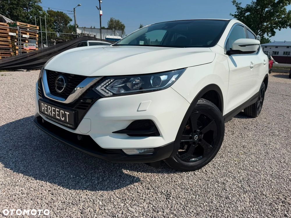 Nissan Qashqai 1.3 DIG-T N-Connecta DCT - 4