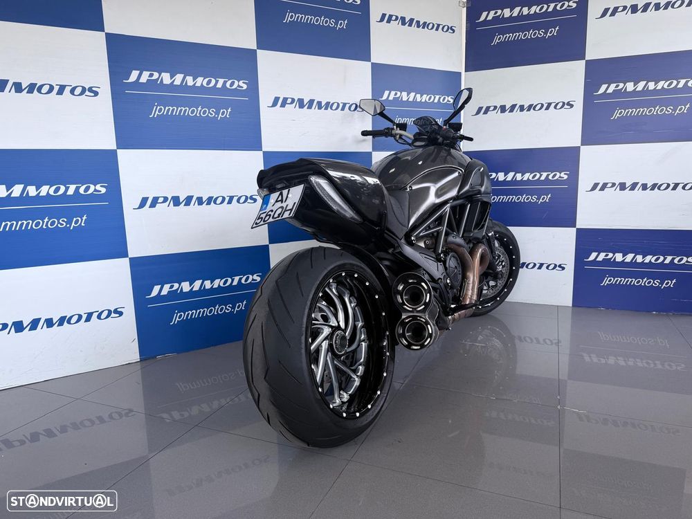Ducati Diavel Carbon - 3