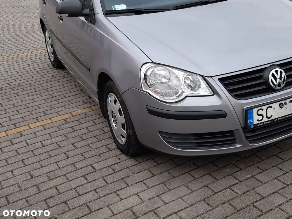 Volkswagen Polo 1.4 16V Comfortline - 8