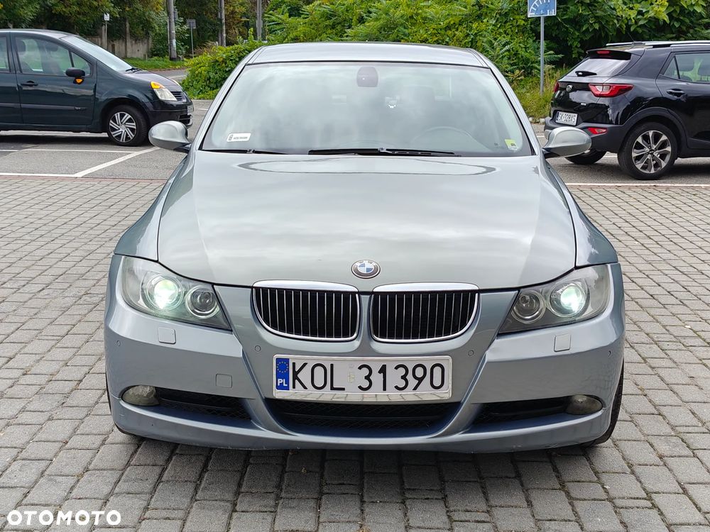 BMW Seria 5 520i - 10