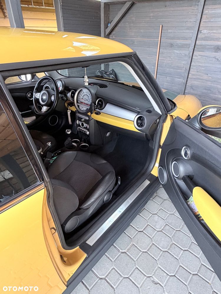 MINI Cooper Standard - 9