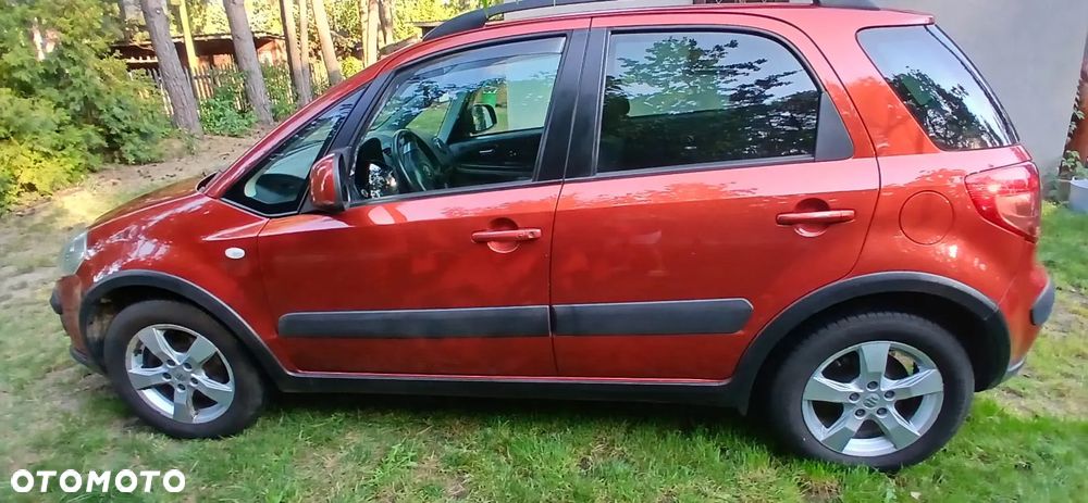 Suzuki SX4 1.6 Premium - 1