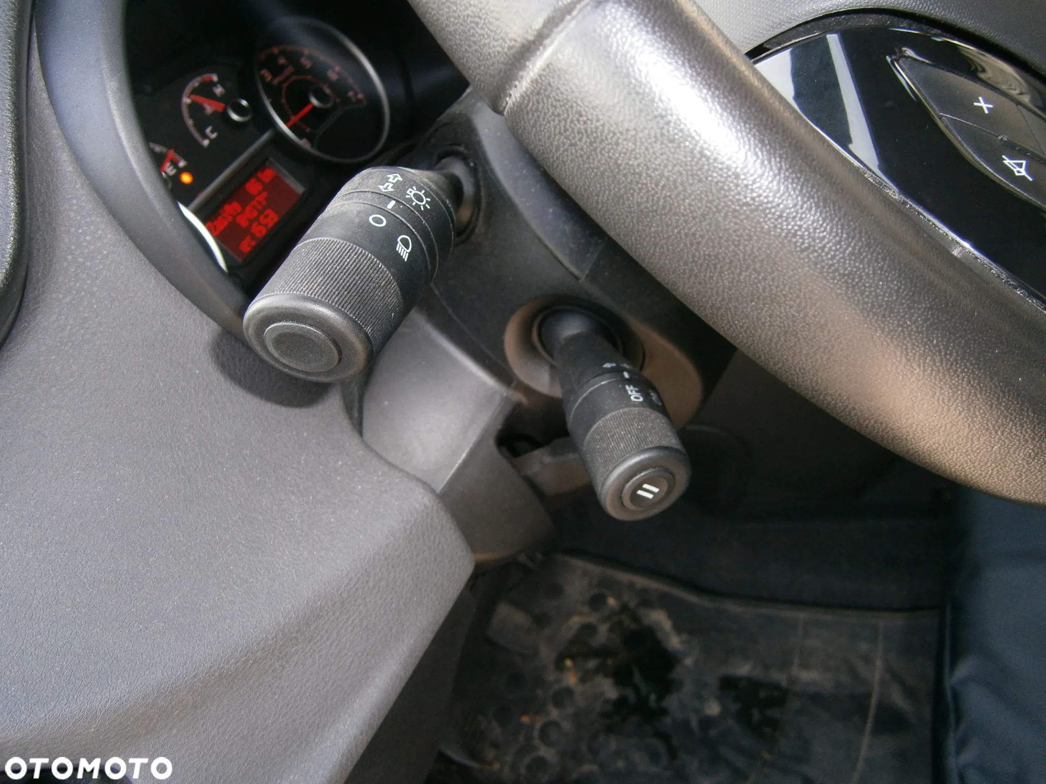 Fiat Doblo 1.4 T-Jet 16V Lounge - 5