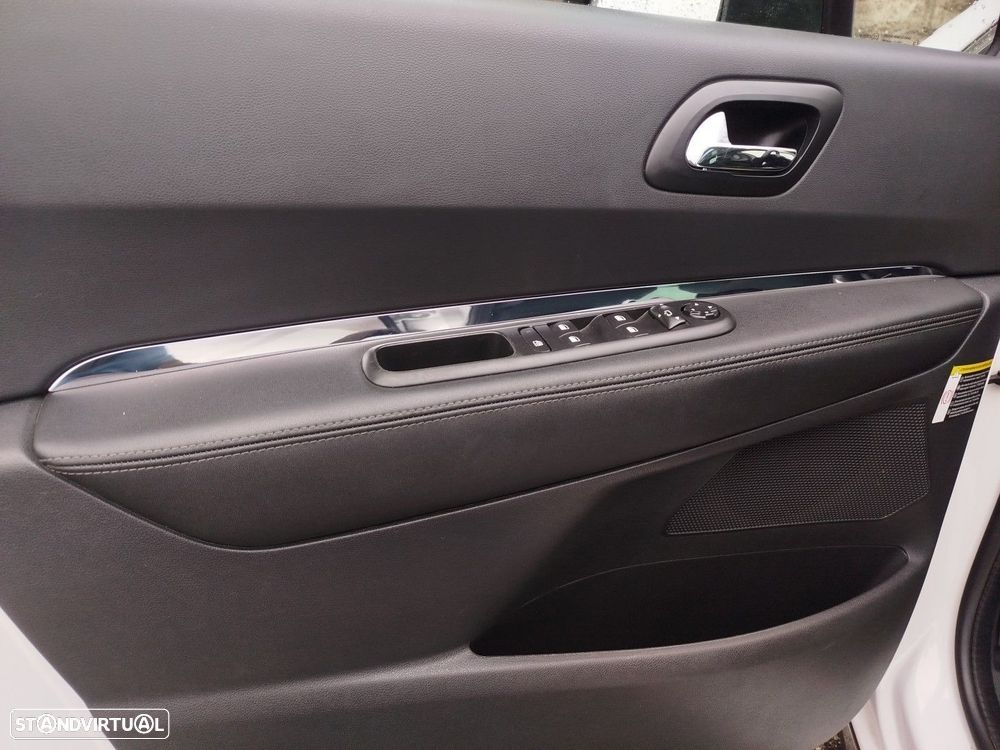 Peugeot 3008 1.2 PureTech Allure - 20