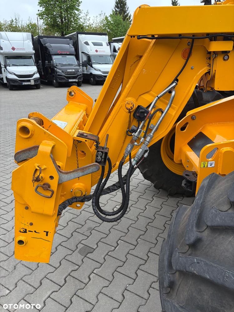 JCB 532-70 AGRI PRO Dualtech - 11