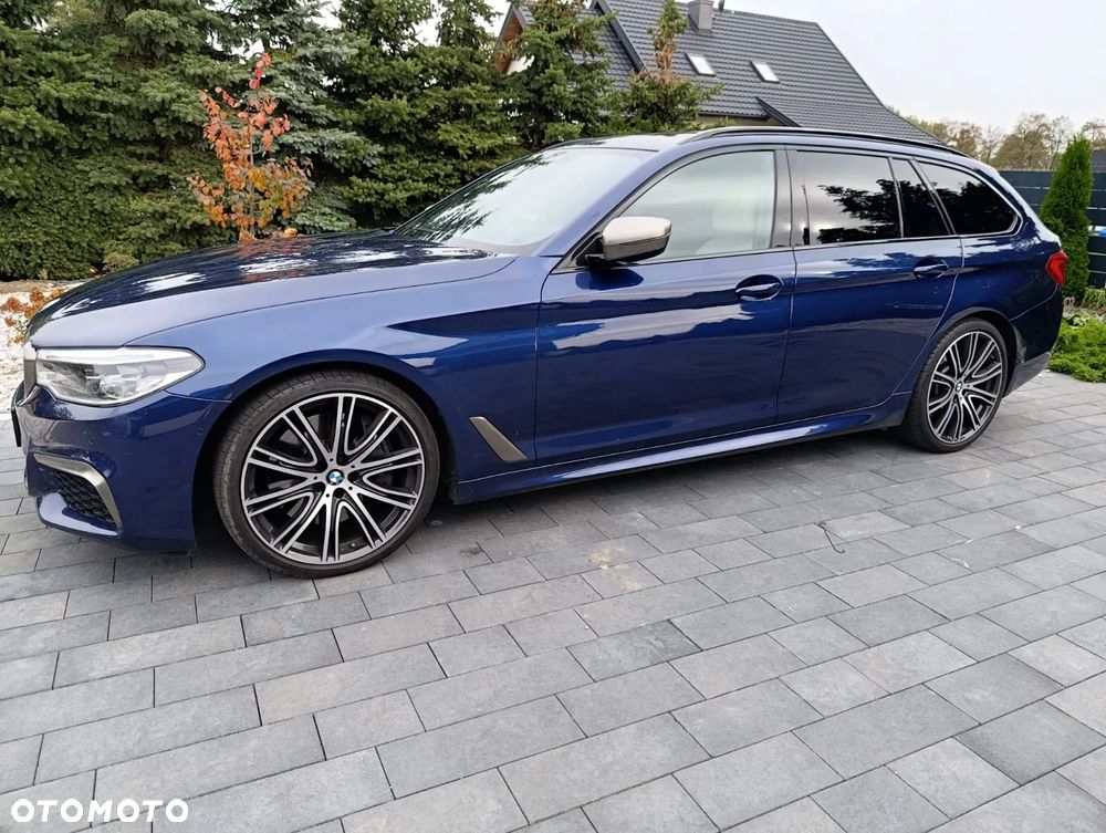 BMW Seria 5 M550d xDrive Touring - 2