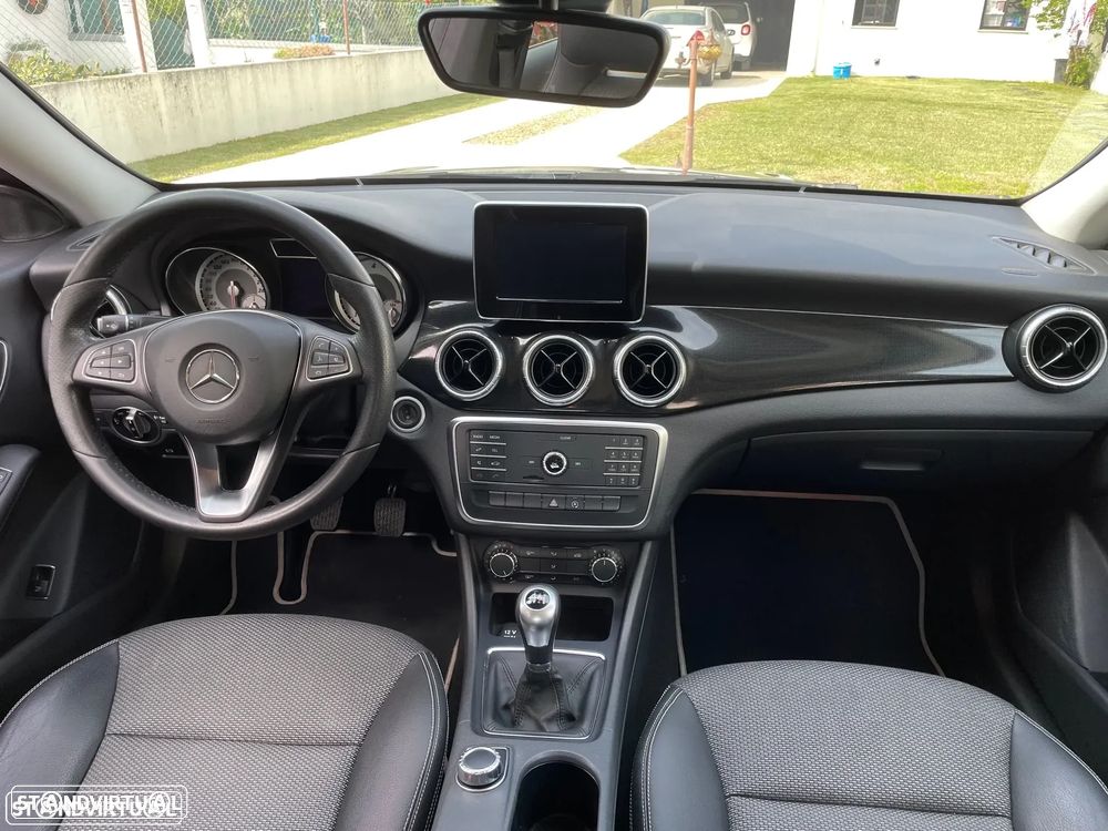 Mercedes-Benz CLA 180 CDi - 14