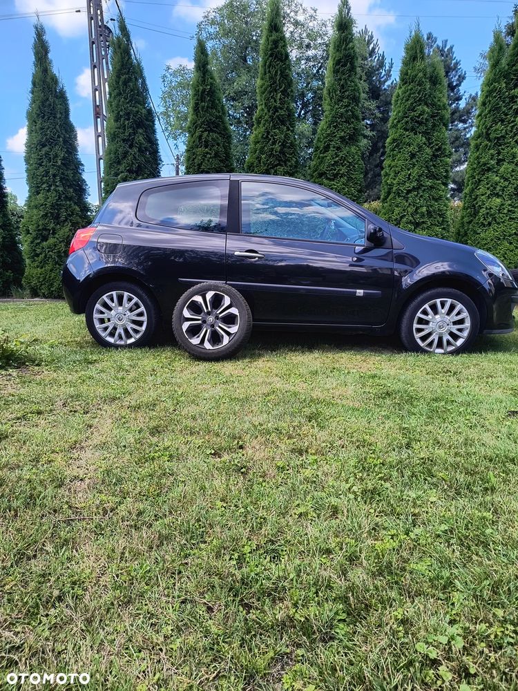 Renault Clio - 3
