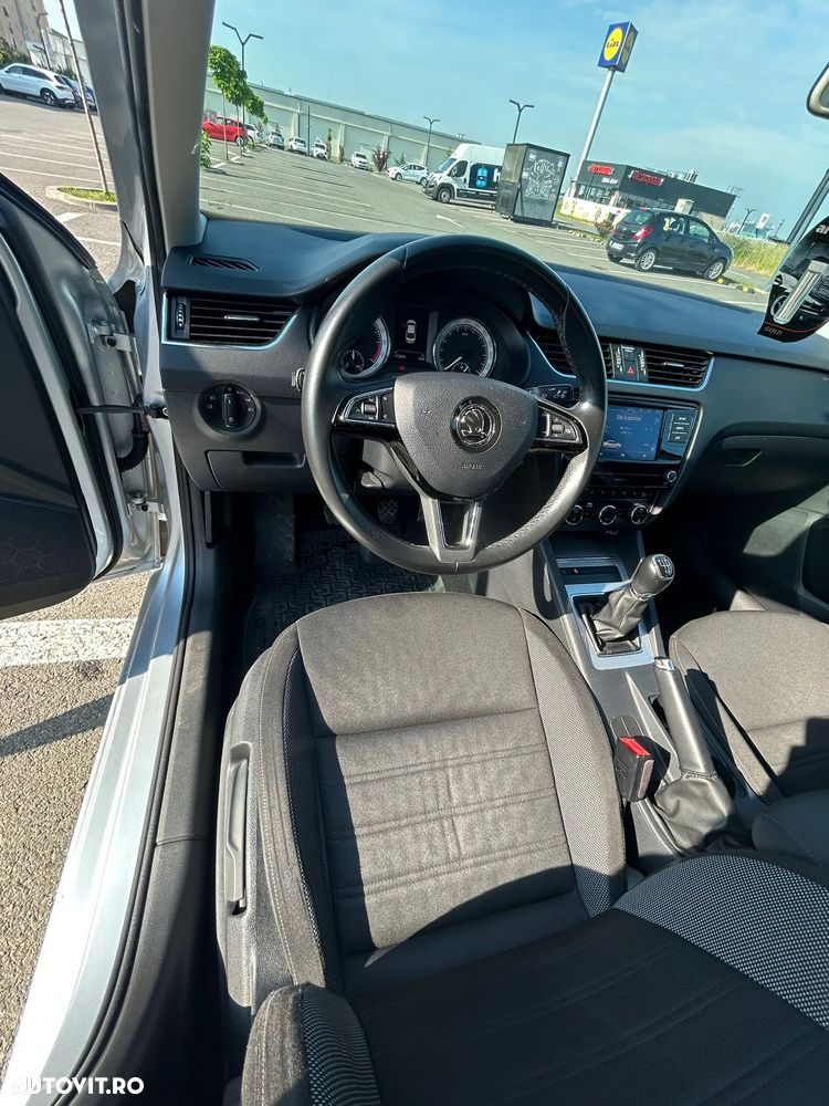 Skoda Octavia 1.6 TDI Ambition - 13