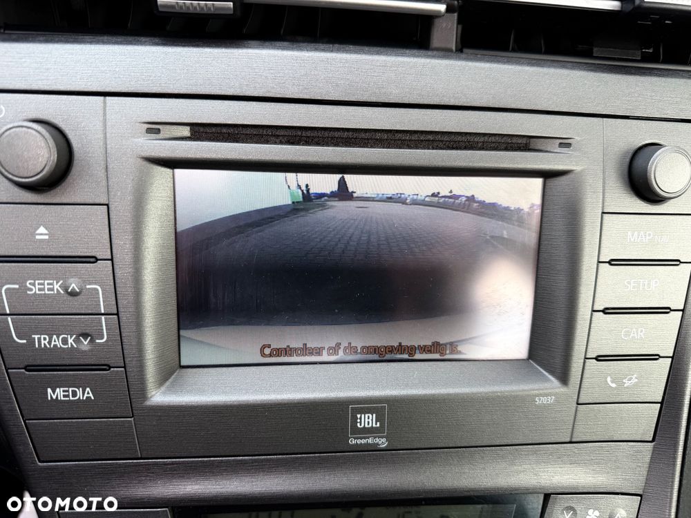 Toyota Prius 1.8 HSD Premium - 16