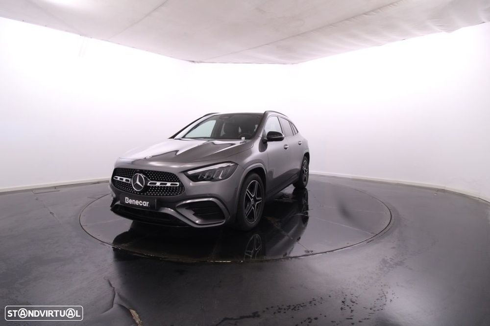 Mercedes-Benz GLA 180 d AMG Line - 14