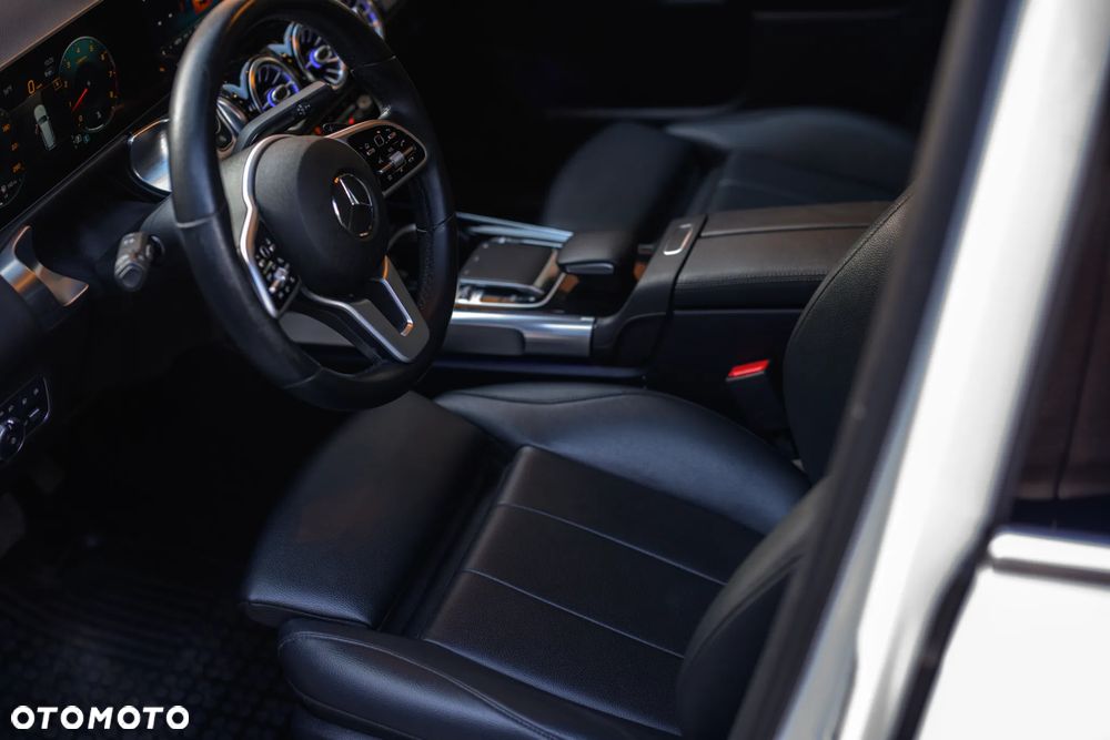 Mercedes-Benz GLB 250 Progressive 8G-DCT - 20