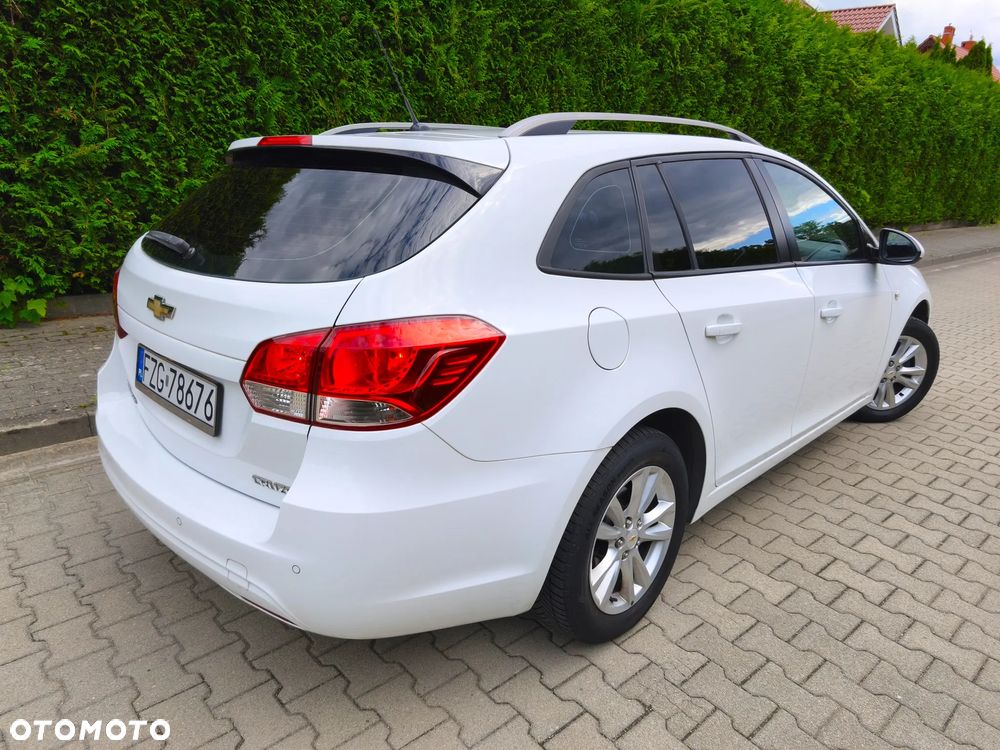 Chevrolet Cruze 1.6 LT - 14
