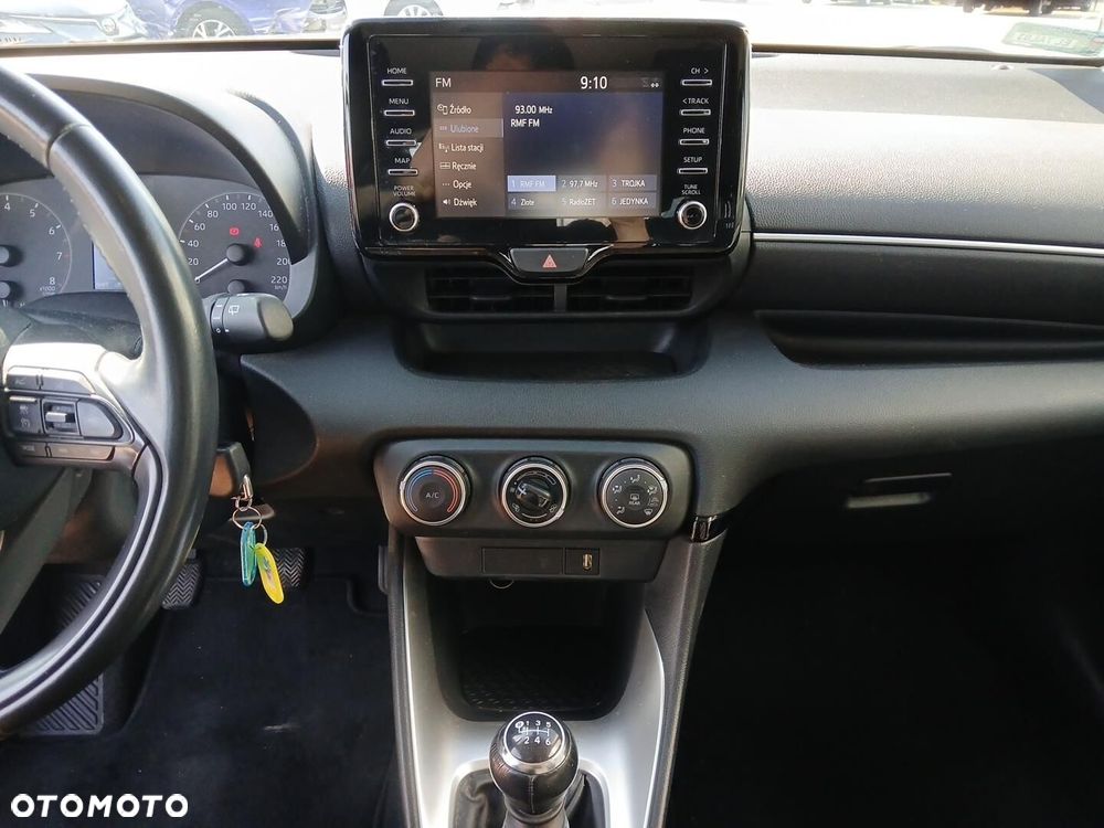 Toyota Yaris - 28