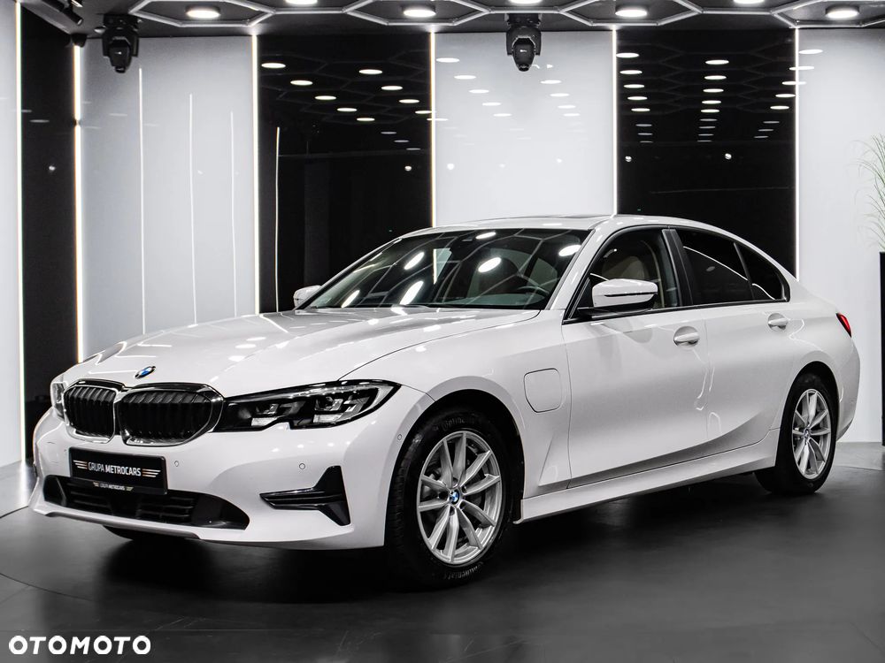 BMW Seria 3 330e Sport - 2