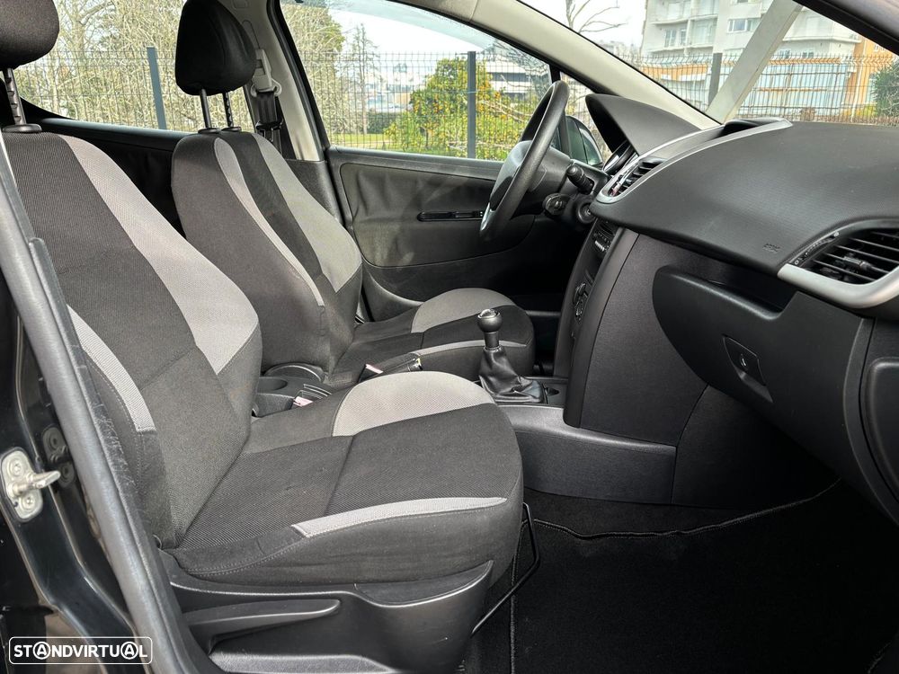 Peugeot 207 1.4 16V Sport - 8
