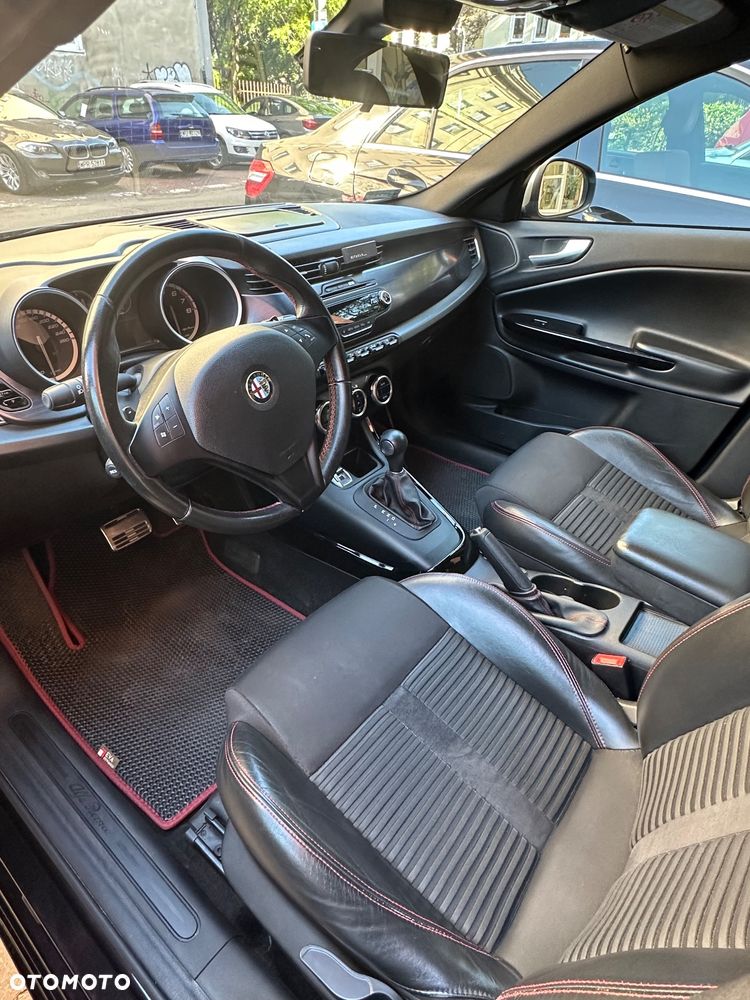 Alfa Romeo Giulietta 1.4 TB MultiAir Distinctive TCT - 11