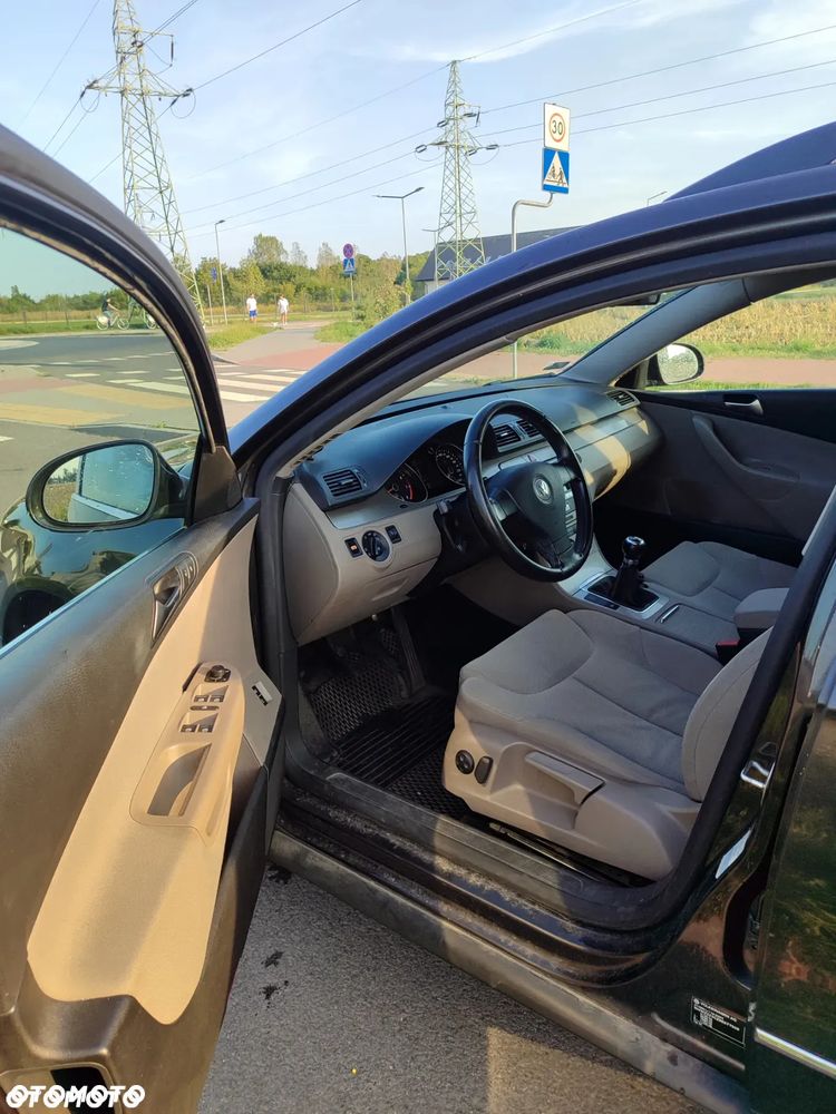 Volkswagen Passat 1.8 TSI Comfortline - 6