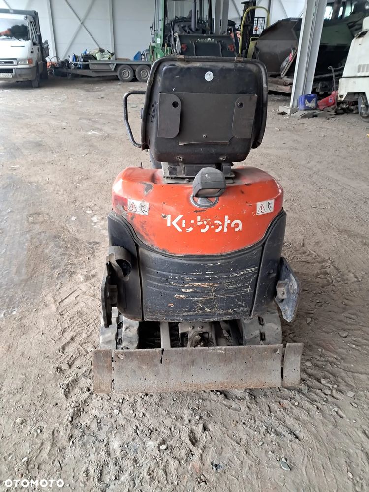 Kubota K008 - 5