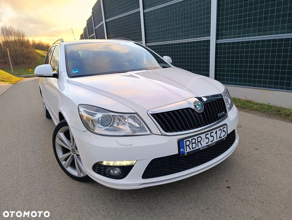 Skoda Octavia 2.0 TDI CR DPF RS - 6