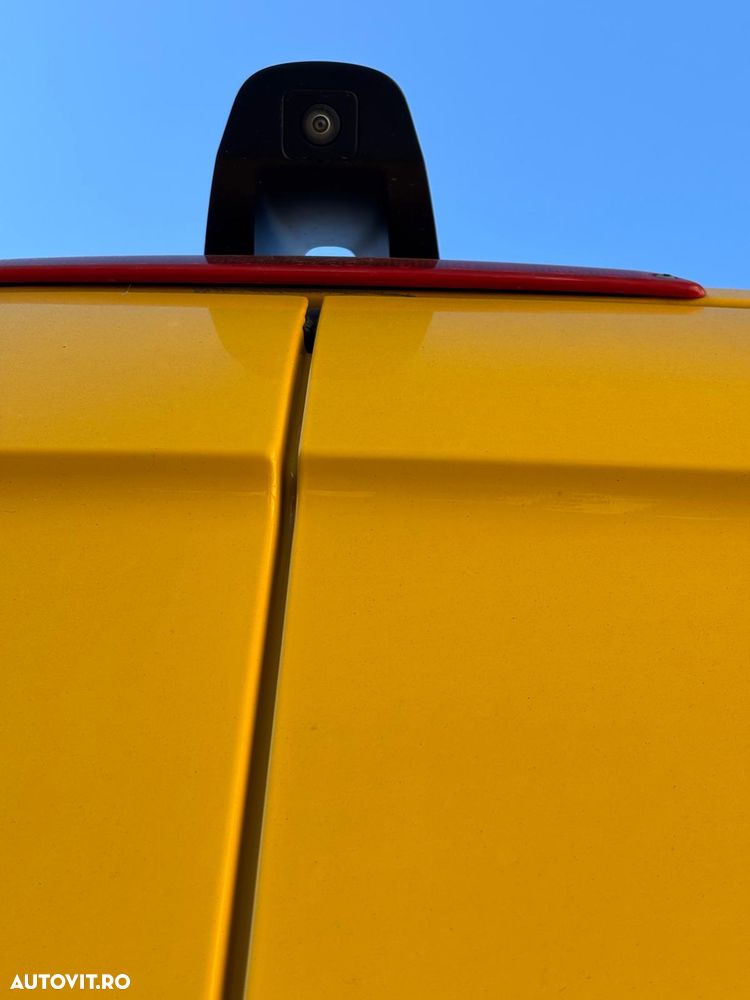 Mercedes-Benz SPRINTER - 8