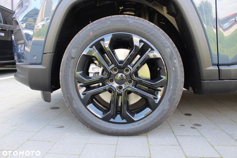 Jeep Compass - 14