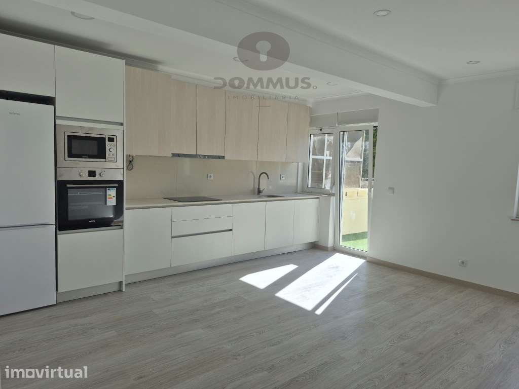 T3 Remodelado com 2 terraços em Massamá - Grande imagem: 2/20