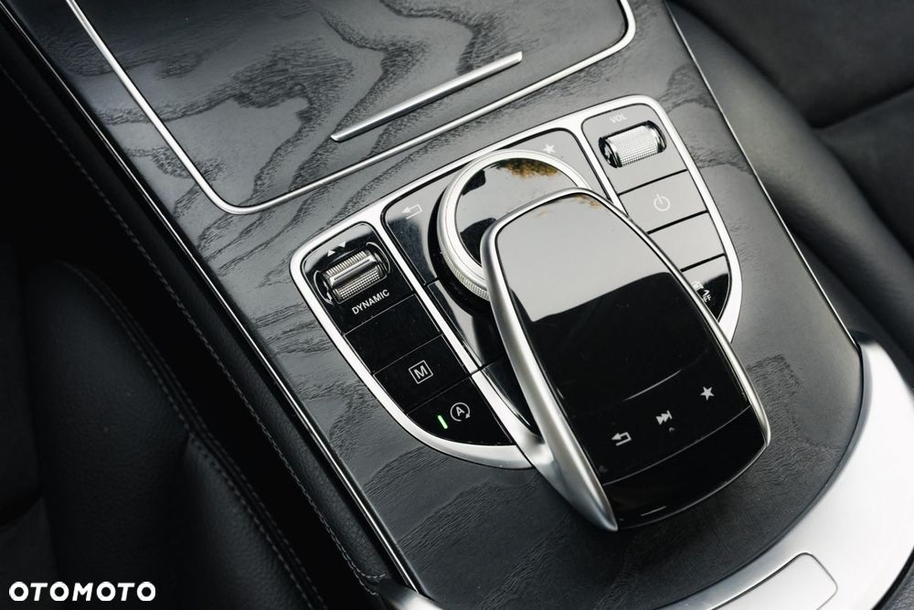 Mercedes-Benz GLC 220 d 4-Matic - 22
