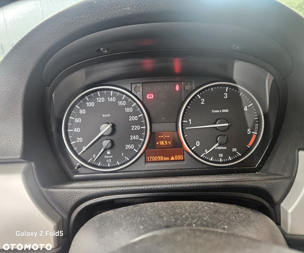 BMW Seria 3 318d EU6 - 16