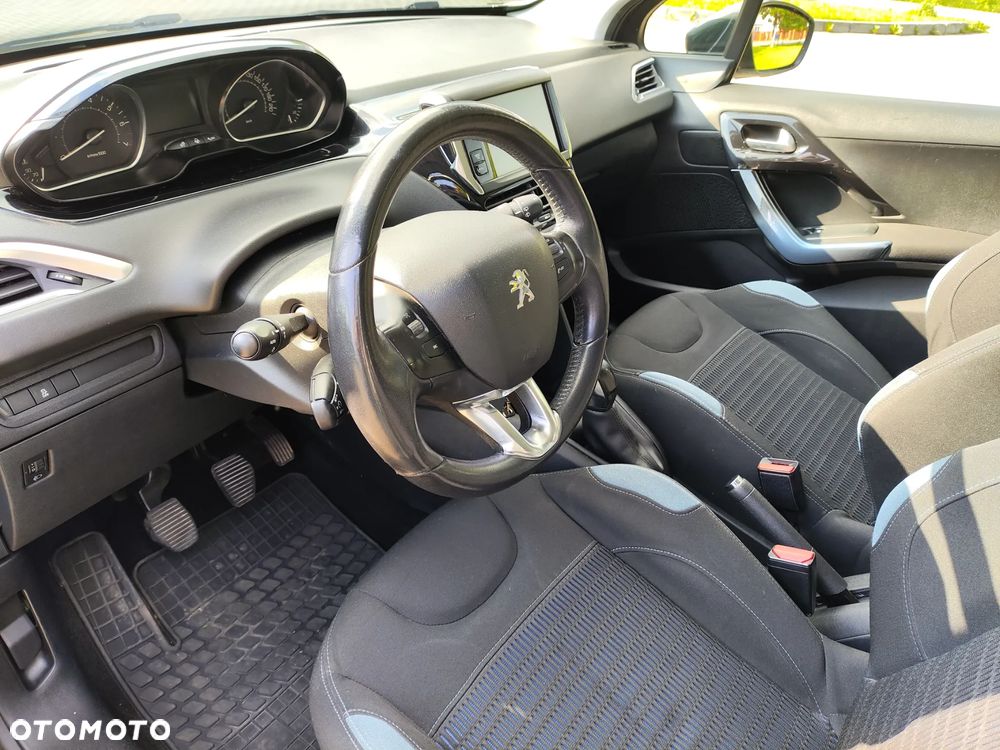 Peugeot 208 1.4 VTi Active - 6