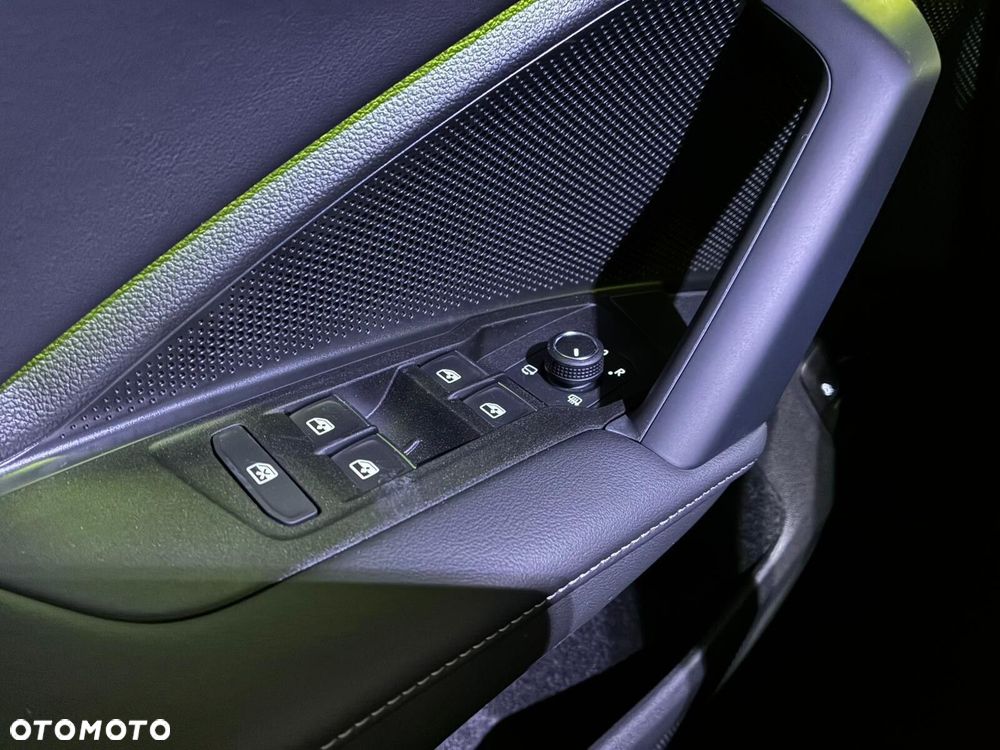 Volkswagen Tiguan - 23