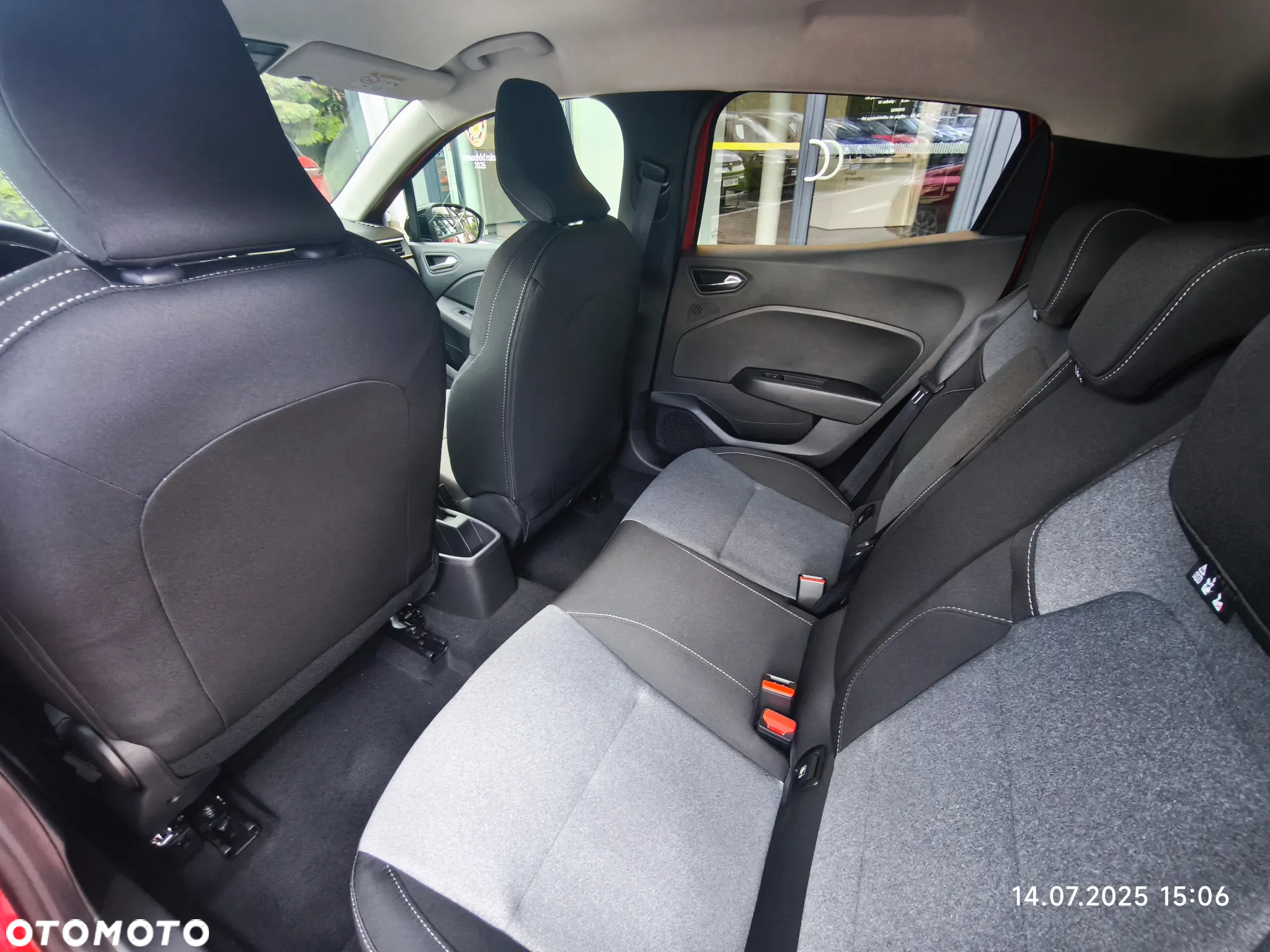 Renault Clio 1.0 TCe Evolution - 8