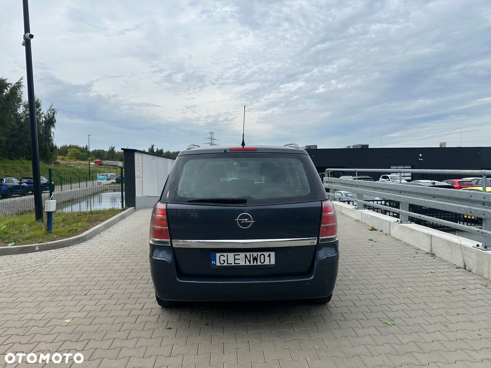 Opel Zafira 1.8 Enjoy - 5