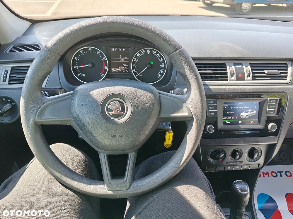Skoda RAPID 1.2 TSI Ambition DSG - 20