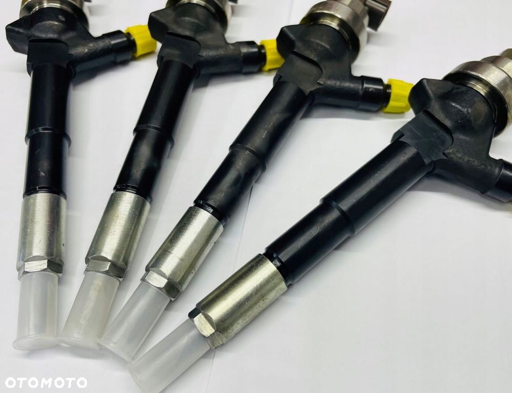 Wtryskiwacz DENSO OPEL 1.7CDTi 55567729 - 2