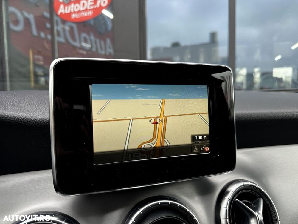 Mercedes-Benz CLA - 11