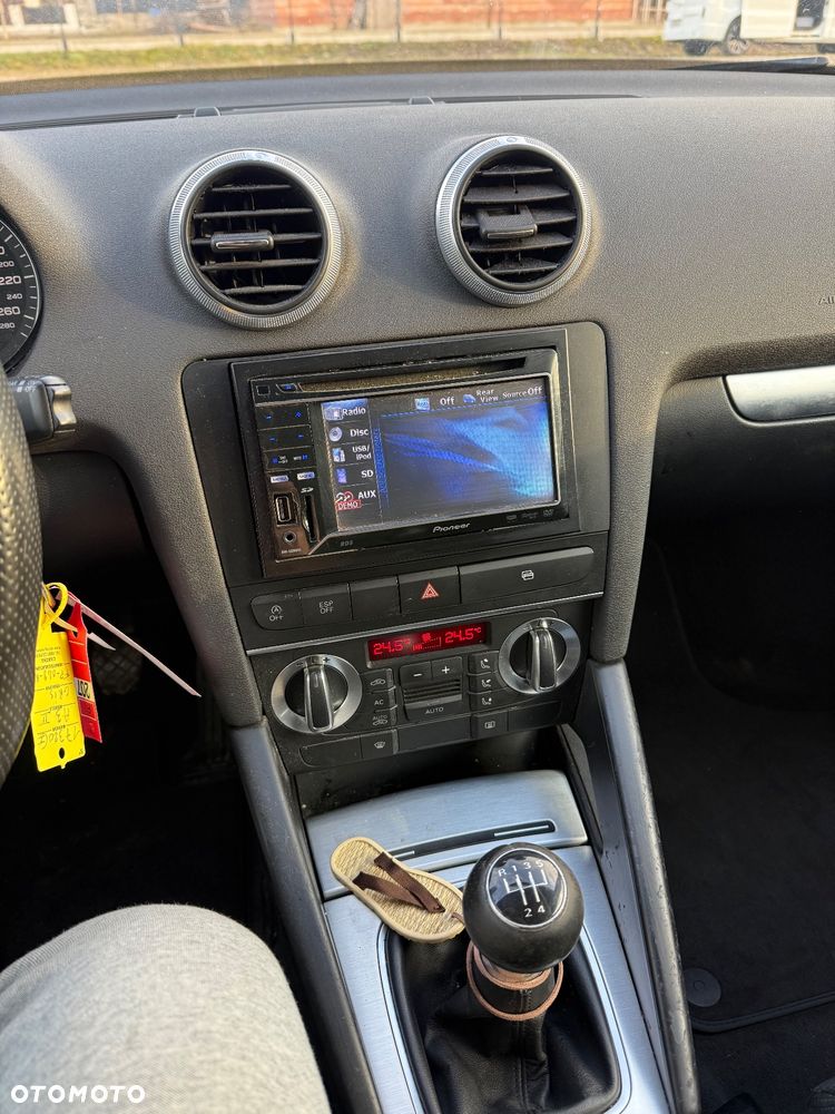 Audi A3 3-drzwiowe 1.6 TDI DPF S line Sportpaket - 13