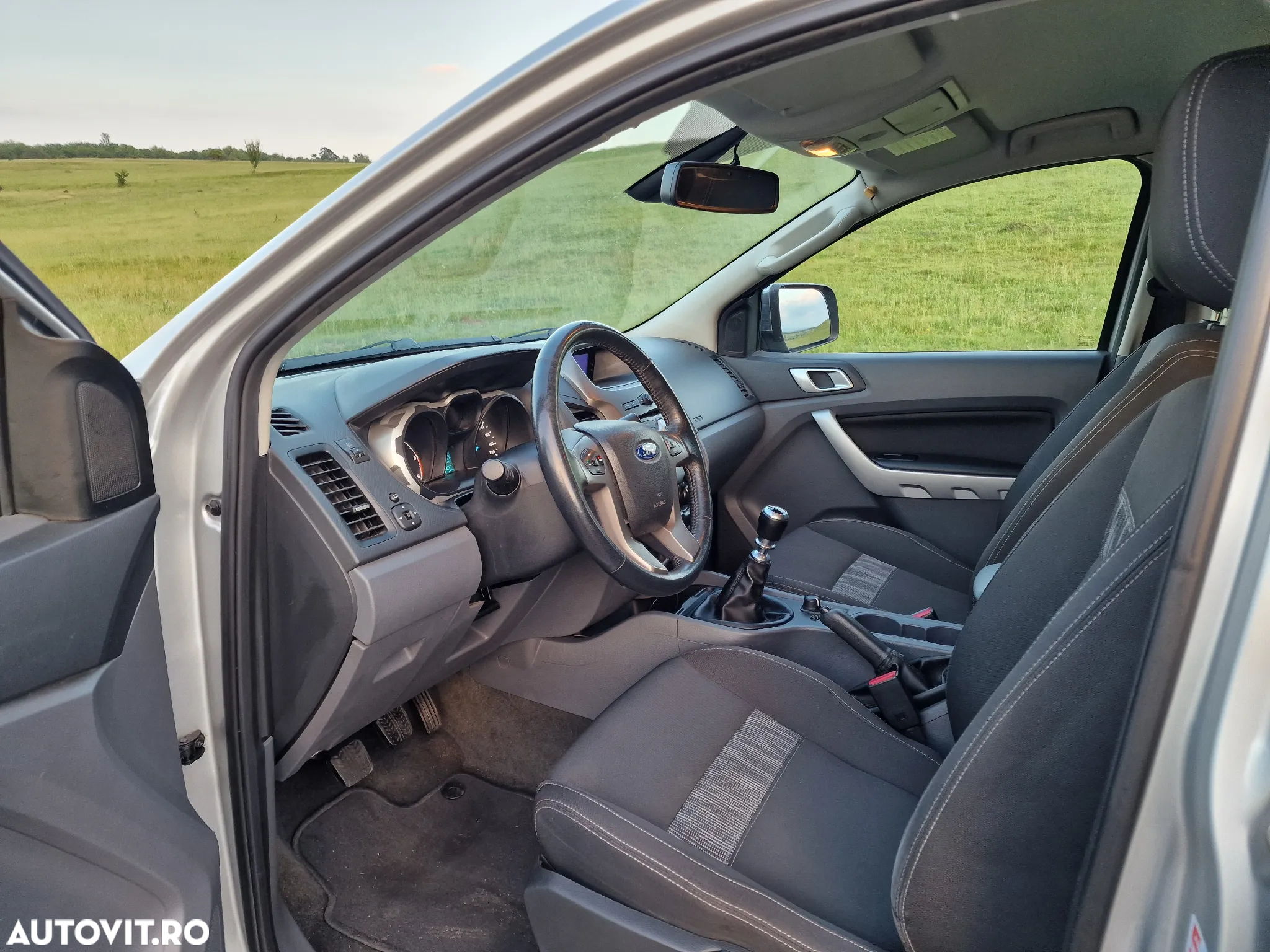 Ford Ranger Pick-Up 4x4 Cabina Dubla XLT - 10