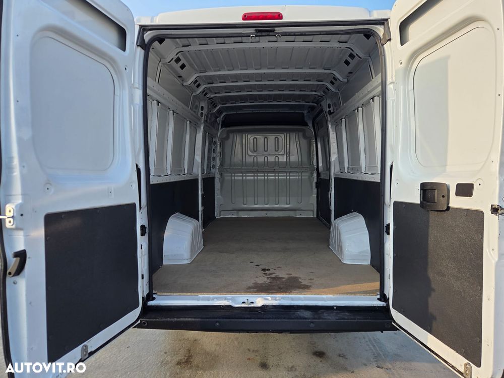 Peugeot Boxer L4H2 Premium Edition - 10