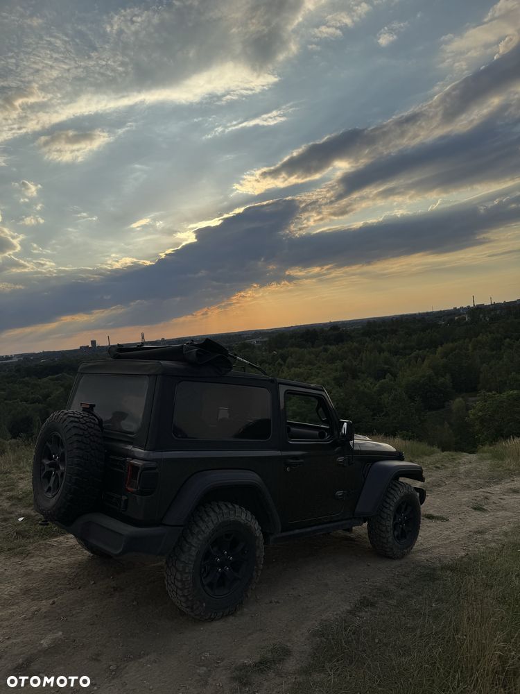 Jeep Wrangler - 6