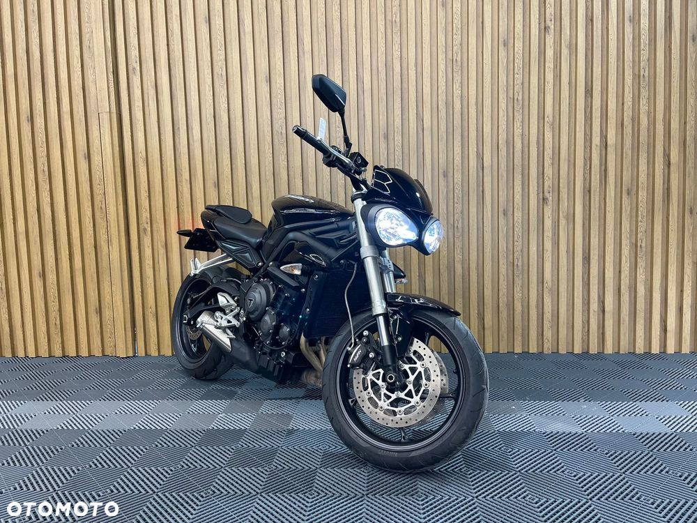 Triumph Street Triple - 14