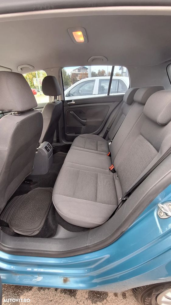 Volkswagen Golf 1.6 Comfortline - 9