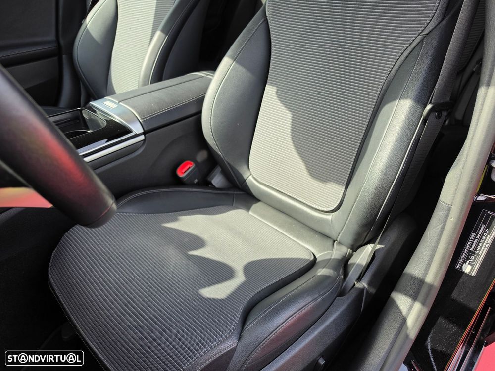 Mercedes-Benz C 220 d Avantgarde - 12