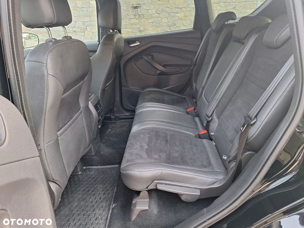 Ford Kuga 2.0 TDCi 4x4 ST-Line - 7