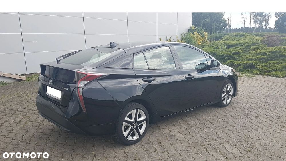 Toyota Prius Hybrid Executive - 7