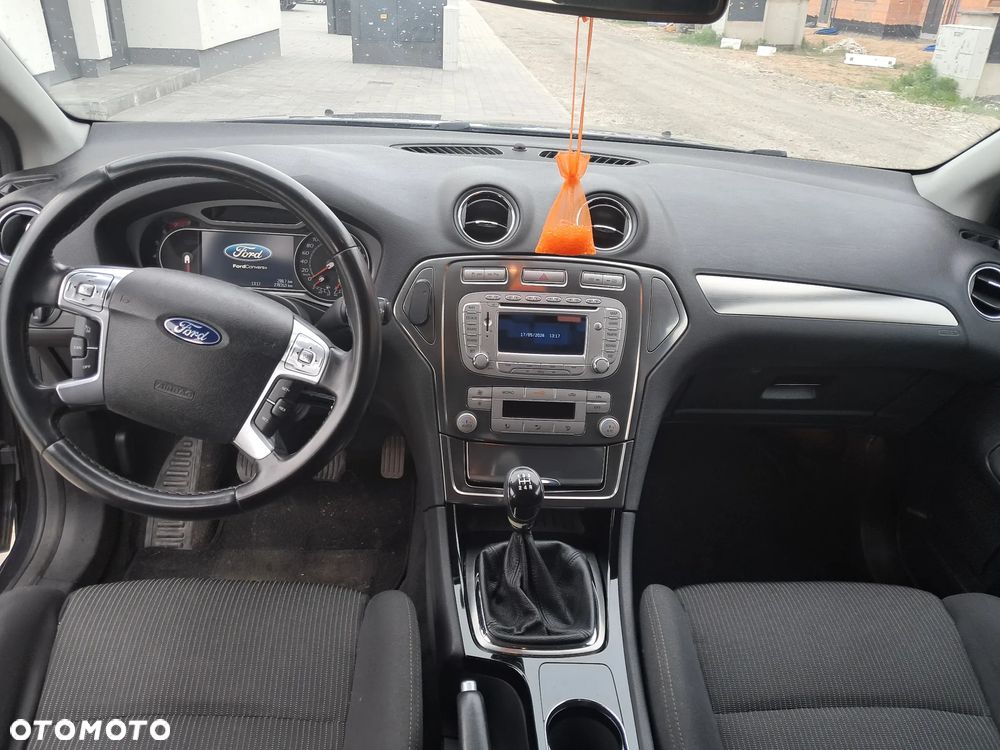 Ford Mondeo 2.0 Trend - 6