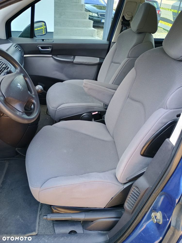Peugeot 807 - 5