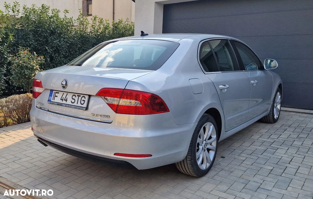 Skoda Superb 2.0 TDI Ambition - 20
